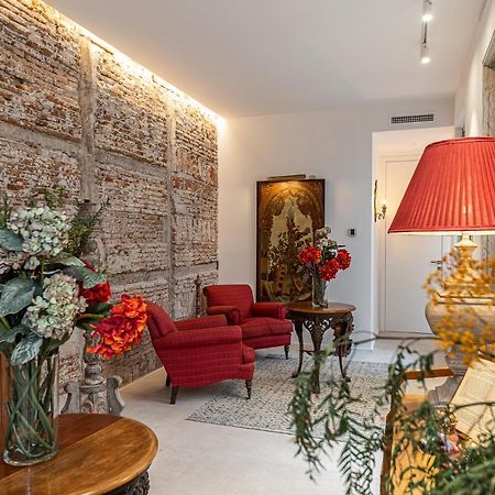 Queens House Chueca Madrid Bagian luar foto